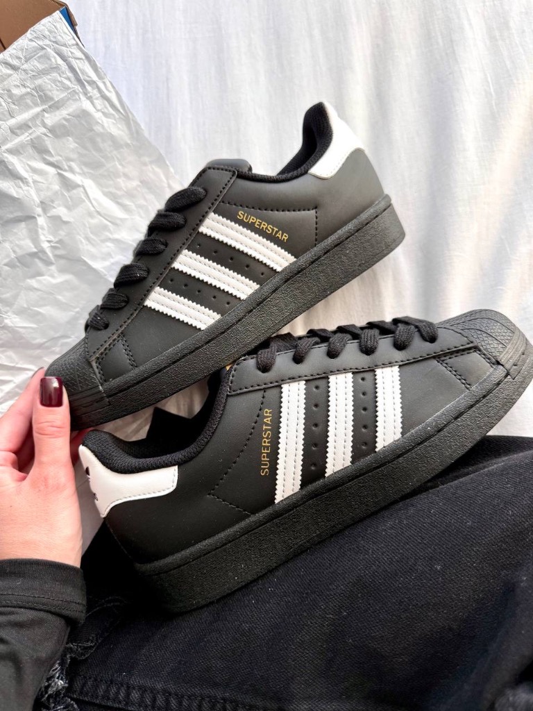 Adidas Superstar Black White 4