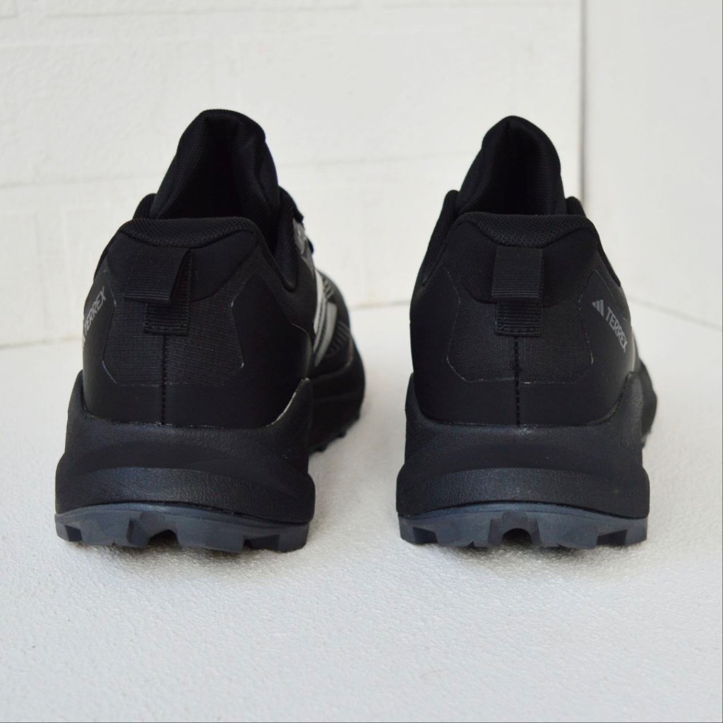 Adidas Terrex Gore-Tex Black 4