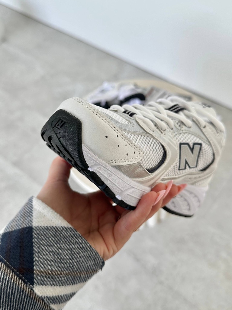 New Balance 530 Silver 4