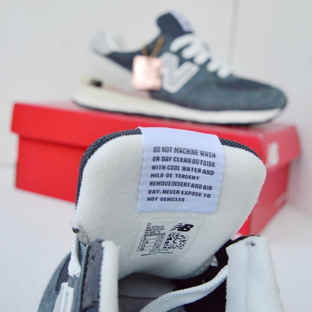 New Balance 574 Dark Grey White 5