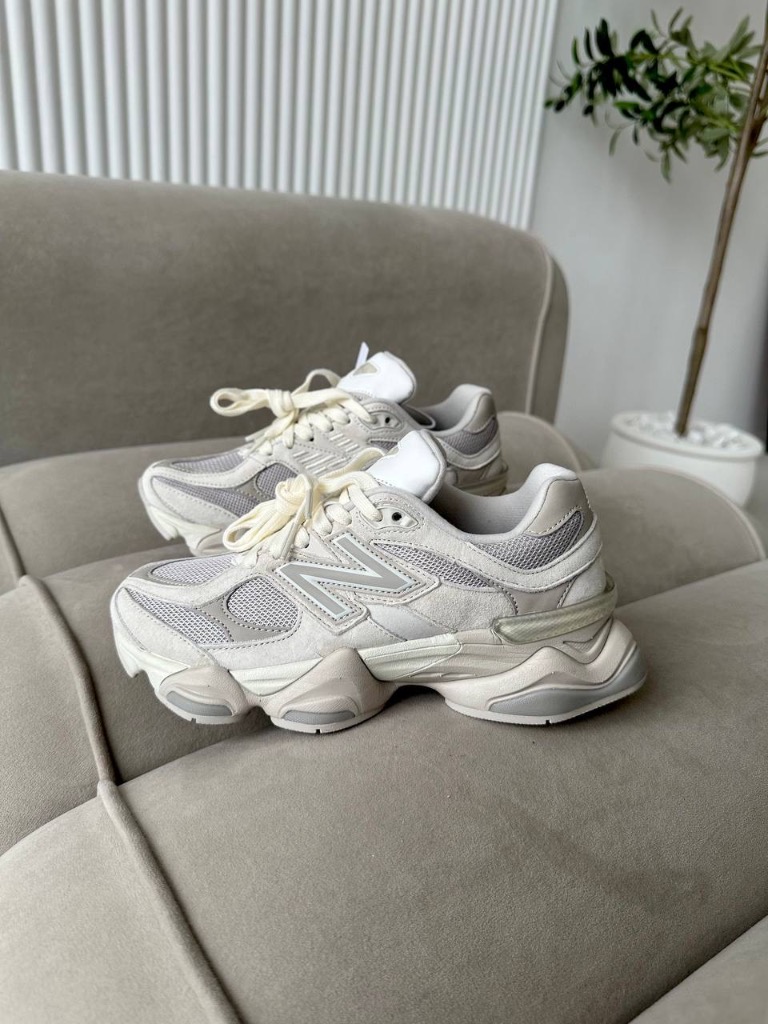 New Balance 9060 Light Beige