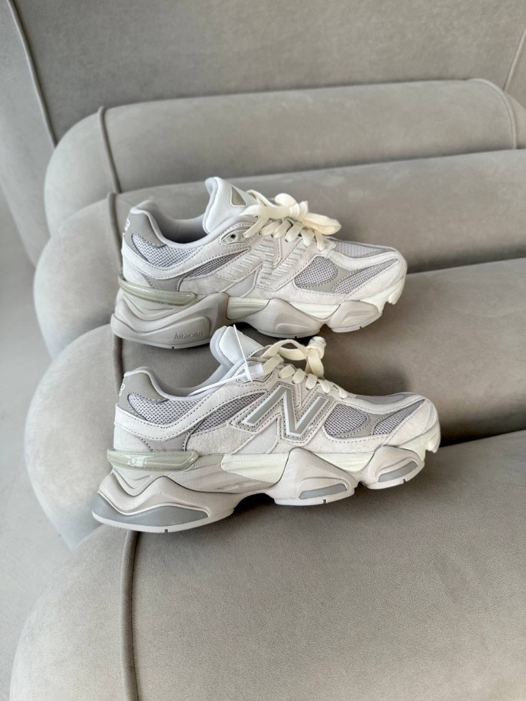 New Balance 9060 Light Beige 3