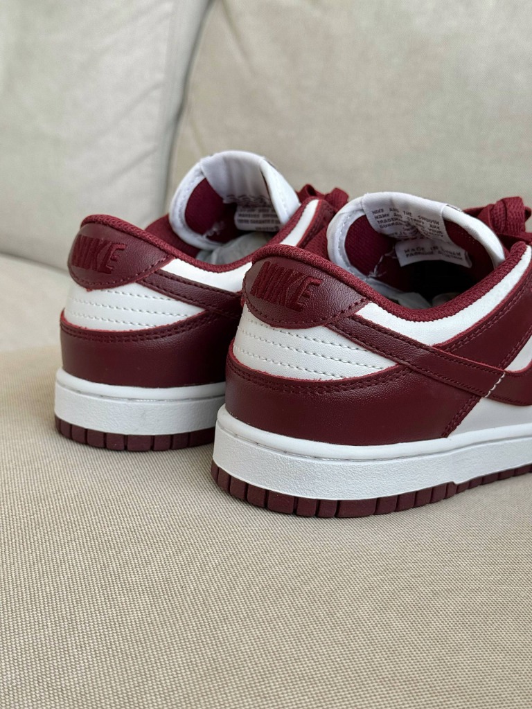 Nike Bordo 2