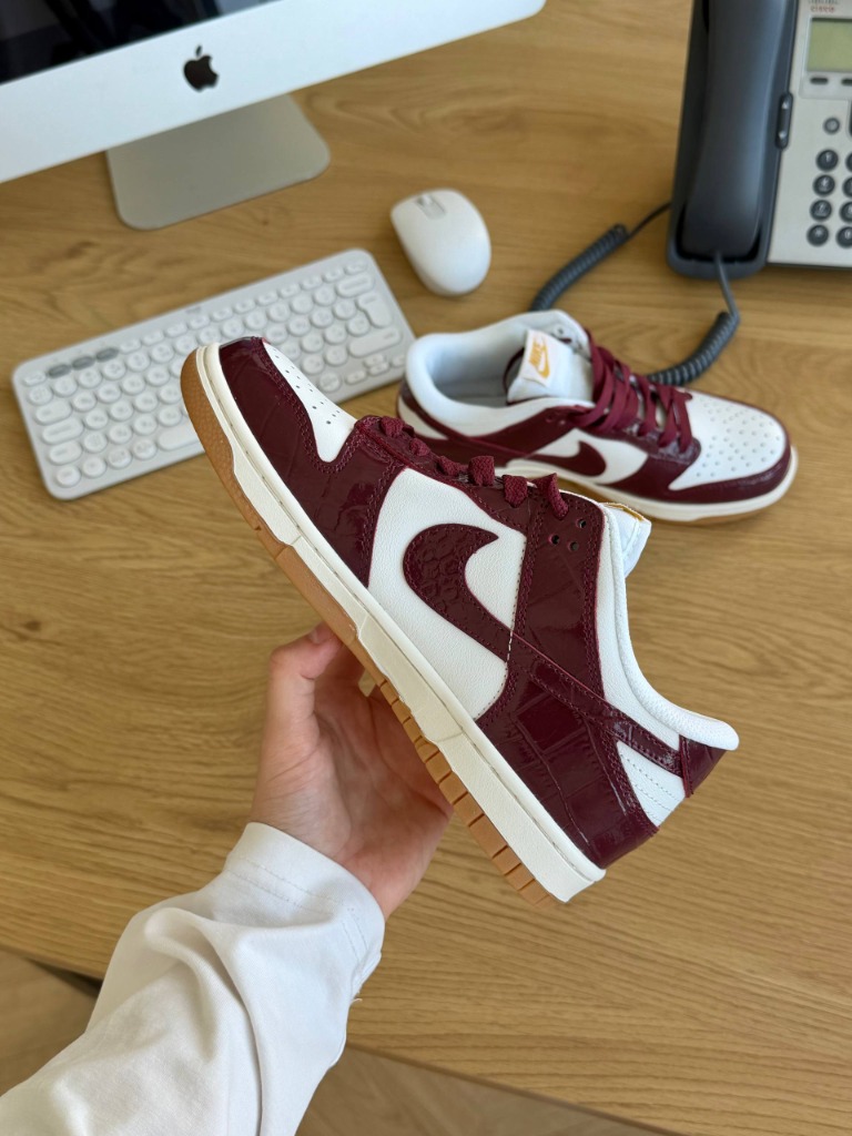 Nike Dunk Burgundy Croc