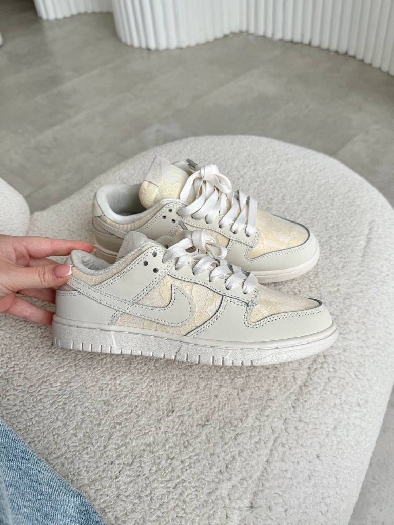Nike Dunk Low Lace Pack Regal Beige 5