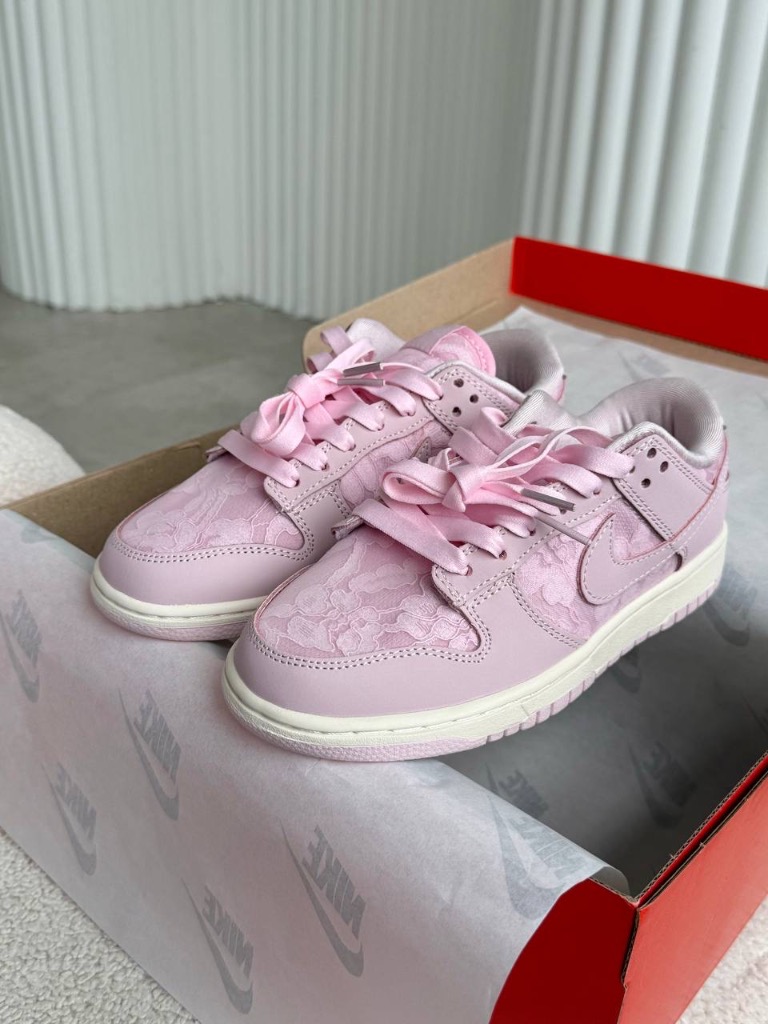 Nike Dunk Low Lace Pack Regal Pink 2