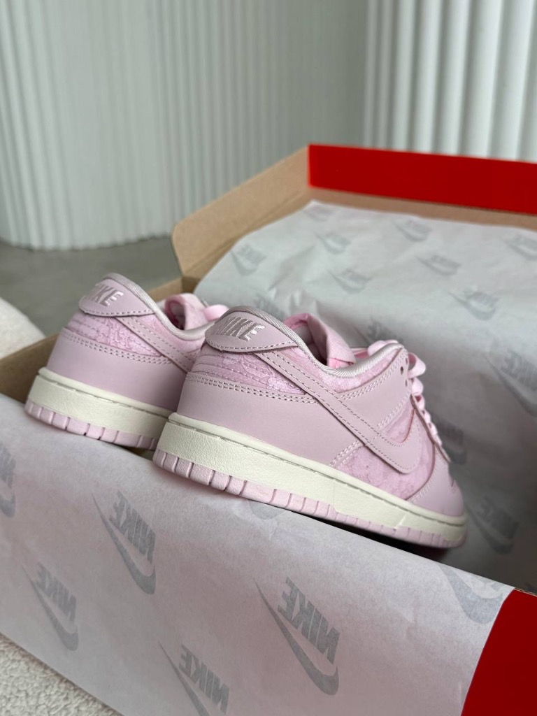 Nike Dunk Low Lace Pack Regal Pink 4