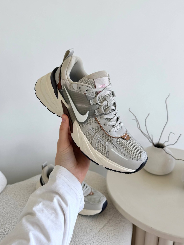 Nike V2K Brown 1